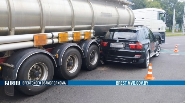 BMW и MAN. ГАИ рассказала, кто виноват в ДТП на Московской в Бресте