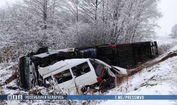 Страшное ДТП в Беларуси: водитель не справилась с управлением и выехала на встречку