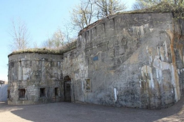 Часть Брестской крепости снова выставят на торги: цены максимально снижены