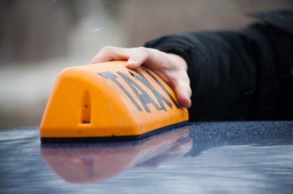 Служба такси в Могилеве выплатила более 300 тысяч рублей зарплаты «в конвертах» Служба такси в Могилеве выплатила более 300 тысяч рублей зарплаты «в конвертах»