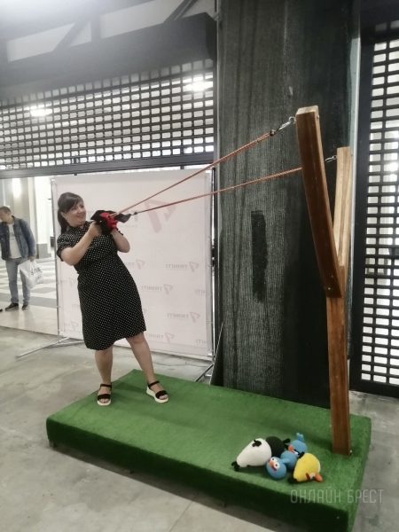 Жаркое лето в большом парке динозавров! Весело проведите время всей семьей в «Динолэнд» в Бресте