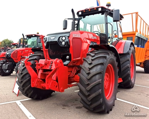 Юбилейные «Беларусы» как вехи истории – что мы знаем об этих тракторах