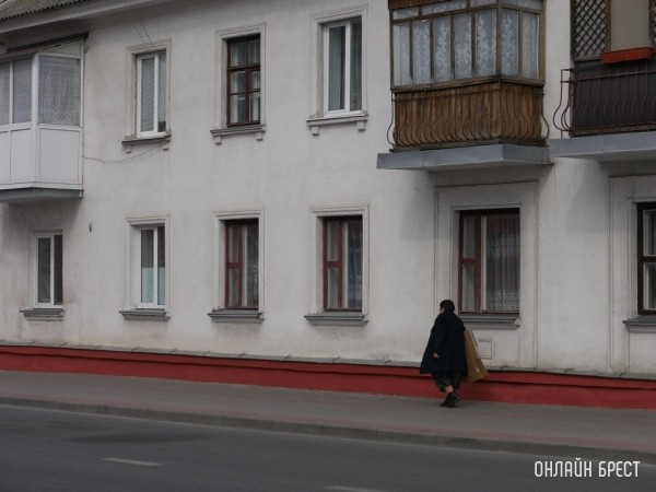 Пахала на двух работах, чтобы выбраться из долгов: белорусы рассказали, как выплачивали кредиты