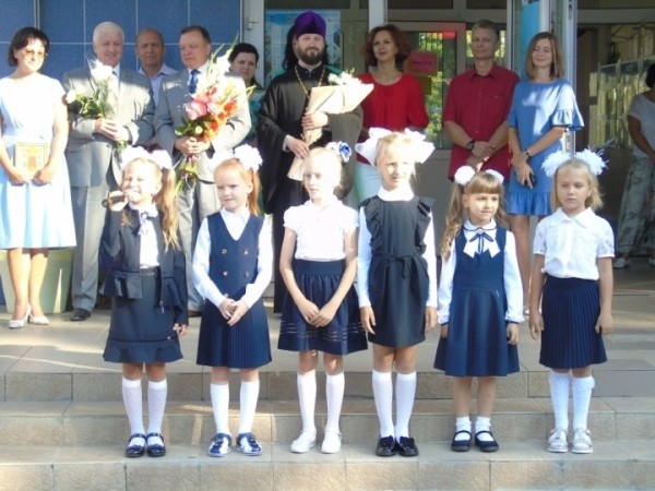 Наряд для школы. Какие комплекты одежды будут у учеников?