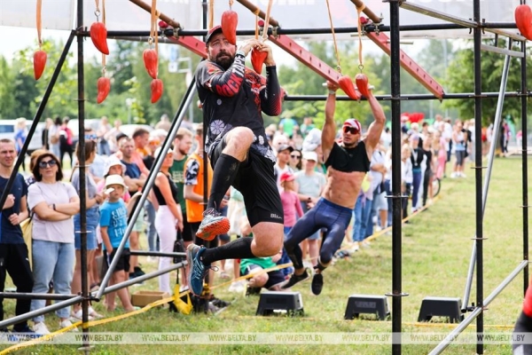 Гонки с препятствиями Bison Race в Бресте. Фото и видео