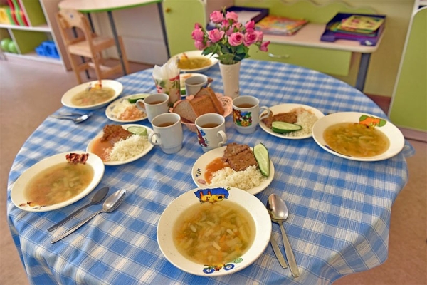 Питание в детских садах и школах подорожает