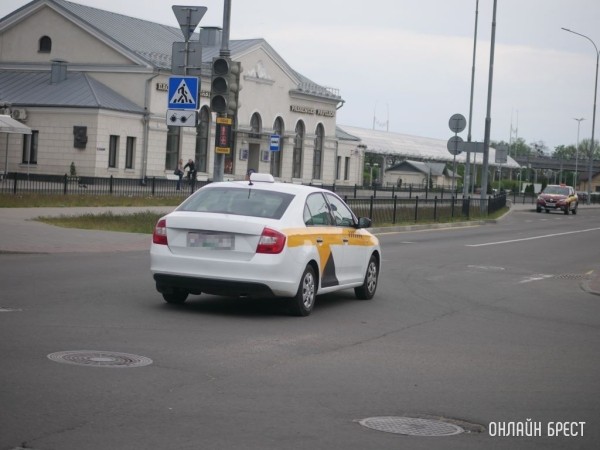 За поездку в каком такси можно не платить, рассказали в Транспортной инспекции