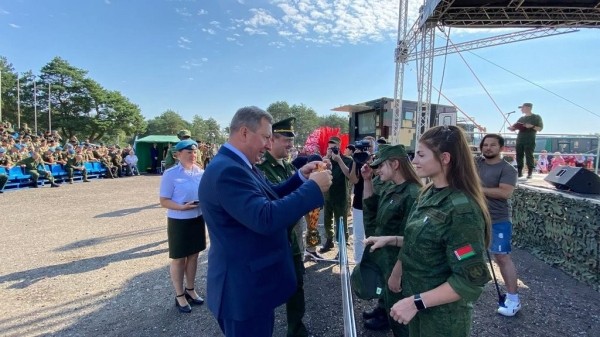 На полигоне под Брестом прошла церемония закрытия VIII Международных армейских игр На полигоне под Брестом прошла церемония закрытия VIII Международных армейских игр