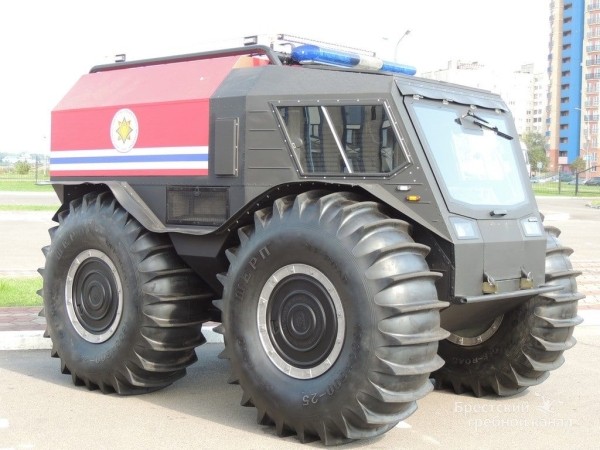 
                В Бресте на парковке Гребного канала собирается пожарная техника
            