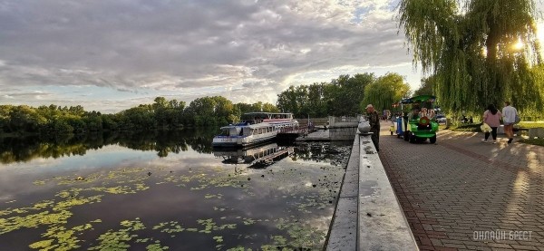 Читатель: Красивая Набережная в Бресте. Фото сделаны вчера вечером
Читатель: Красивая Набережная в Бресте. Фото сделаны вчера вечером