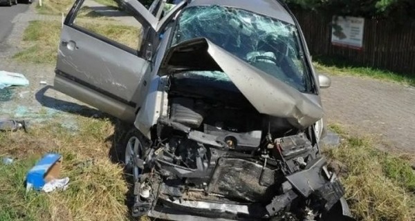 Возле пункта пропуска «Тересполь-Брест» белорус перевернулся на машине