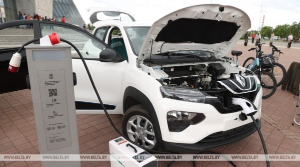 Рассказываем, о каких важных изменениях в ПДД нужно знать водителям и пешеходам Рассказываем, о каких важных изменениях в ПДД нужно знать водителям и пешеходам