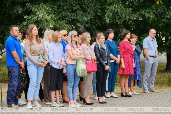 В Белоозерске открыли площадку для мини-футбола