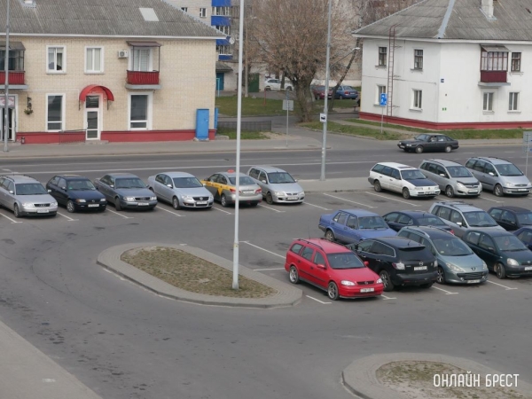 Белорус «заработал» более 5 тысяч, продавая чужие машины