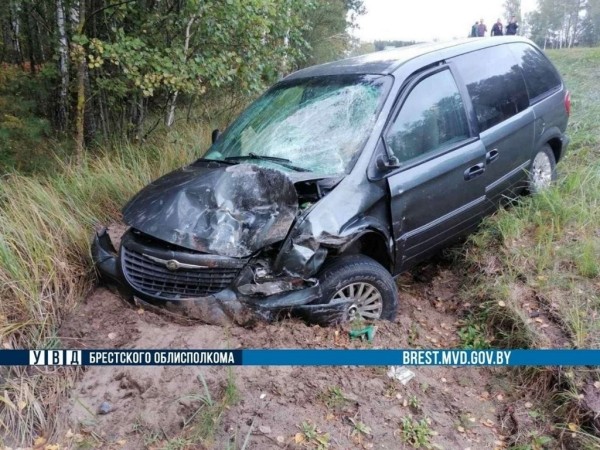 Жесткое попутное ДТП на М1 в Брестской области