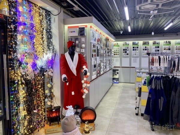 Готовиться к Новому году выгоднее уже сейчас. Гирлянды, декоративные камины, светомузыка и другие товары по отличным ценам в магазине «Вся электрика» на Пушкинской Готовиться к Новому году выгоднее уже сейчас. Гирлянды, декоративные камины, светомузыка и другие товары по отличным ценам в магазине «Вся электрика» на Пушкинской