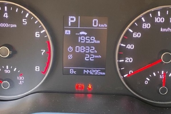 «Под россиян "рисуют" на одометре менее 100 тысяч». Подборщик – о скрутке пробегов