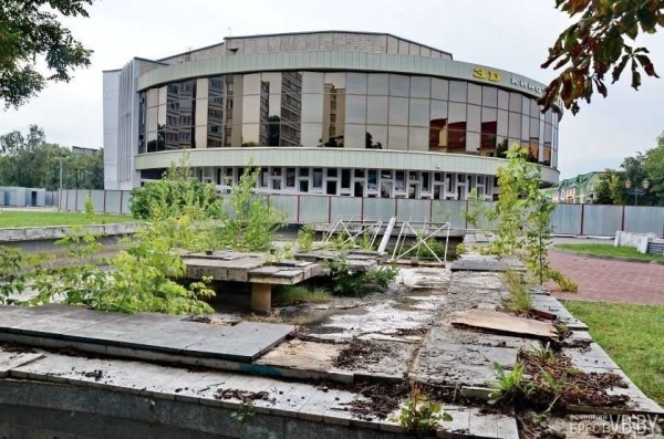 Читатель: Так раньше выглядело место на Советской в Бресте, где сейчас фонтан
Читатель: Так раньше выглядело место на Советской в Бресте, где сейчас фонтан