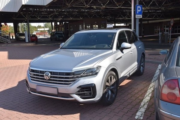 В Тересполе задержали белоруса и его Volkswagen Touareg В Тересполе задержали белоруса и его Volkswagen Touareg