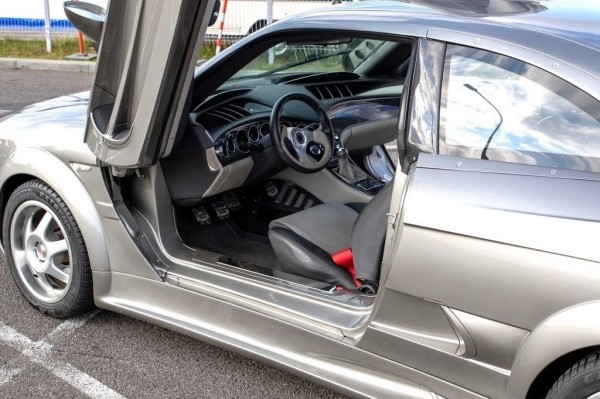 В Беларуси заметили уникальный автомобиль. Как оказалось, он самодельный