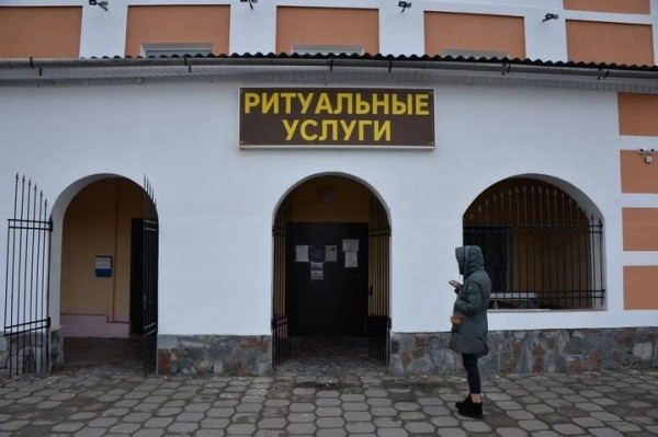 Цены на одежду для похорон ограничили в Беларуси