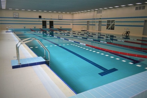 В Беларуси на платных занятиях по плаванию с ребенком произошел несчастный случай – он в реанимации В Беларуси на платных занятиях по плаванию с ребенком произошел несчастный случай – он в реанимации