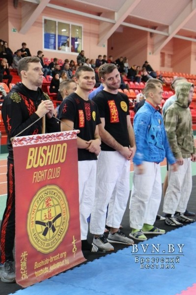 Турнир по рукопашному бою памяти Дмитрия Гвишиани прошел в Бресте. Фото и видео Турнир по рукопашному бою памяти Дмитрия Гвишиани прошел в Бресте. Фото и видео