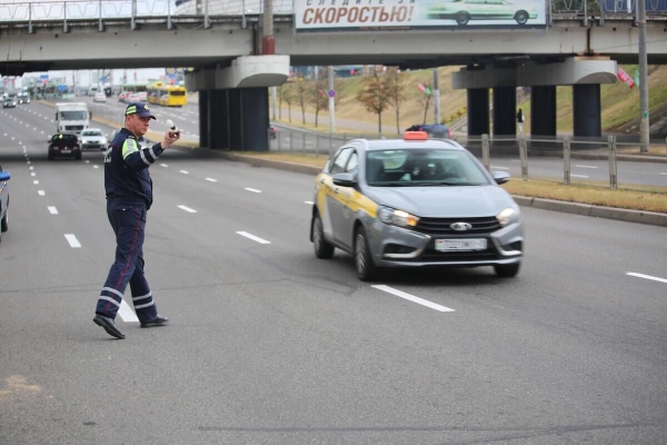 Что думают водители о камерах фотофиксации, которые ловят авто без техосмотра?