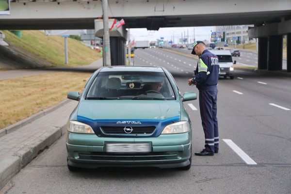 Что думают водители о камерах фотофиксации, которые ловят авто без техосмотра?