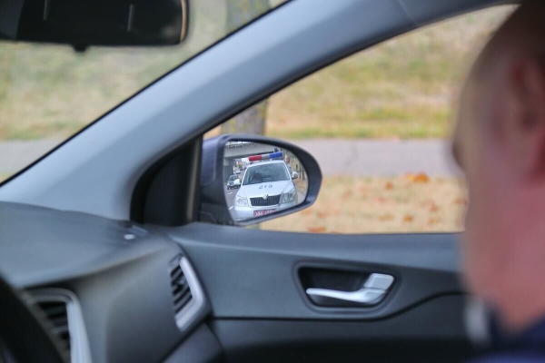 Что думают водители о камерах фотофиксации, которые ловят авто без техосмотра?