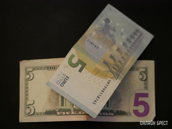 Последний день дешевого евро — это сегодня? И взлетит ли доллар? Объясняет эксперт