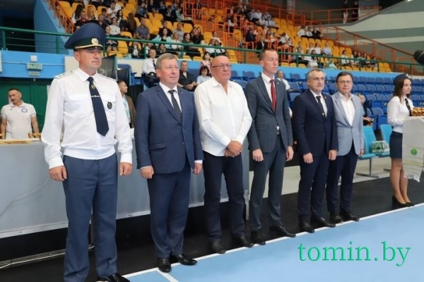 В Бресте открылся международный турнир таможенных служб по мини-футболу