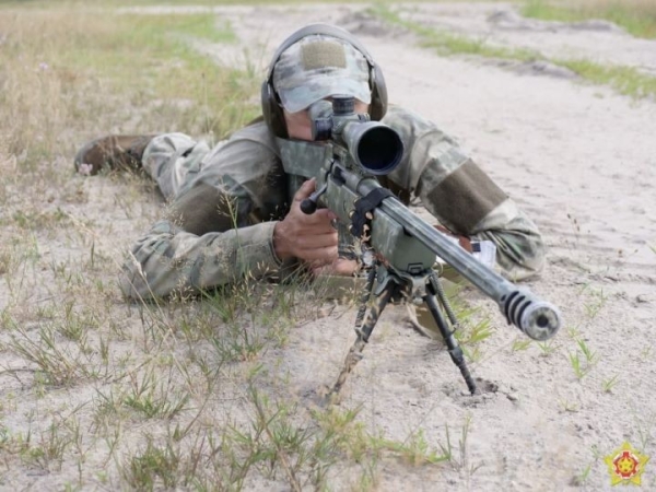 Почему могут быть слышны стрельбы в Бресте?