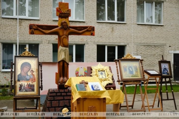 Одну из почитаемых православных святынь привезли в Брест