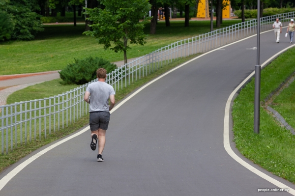 Как изменятся тело и фигура, если месяц заниматься бегом. Рассказывает белорус