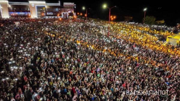 Посмотрите, сколько людей было на концерте в Бресте