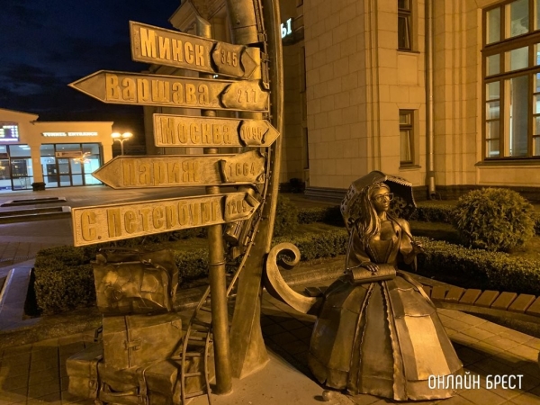 С какого возраста ребенок может путешествовать без сопровождения взрослых?