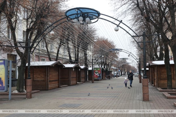 В Бресте открылась предновогодняя ярмарка. Подробности и фоторепортаж