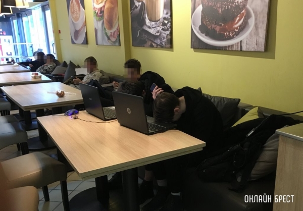 Каждый десятый айтишник в Беларуси зарабатывает больше 10 тысяч рублей