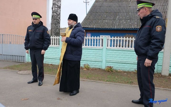 Места смертельных ДТП освятили в Барановичах