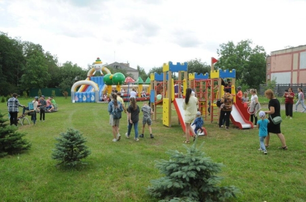 Детскую площадку открыли в Турне Большой (Каменецкий район)