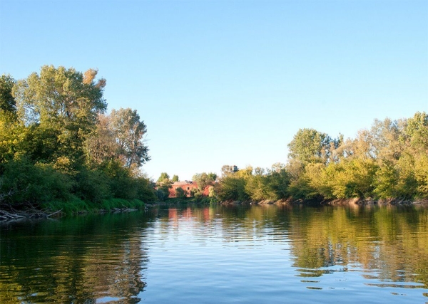 
                Как было раньше: Брест, вид с реки Буг
            