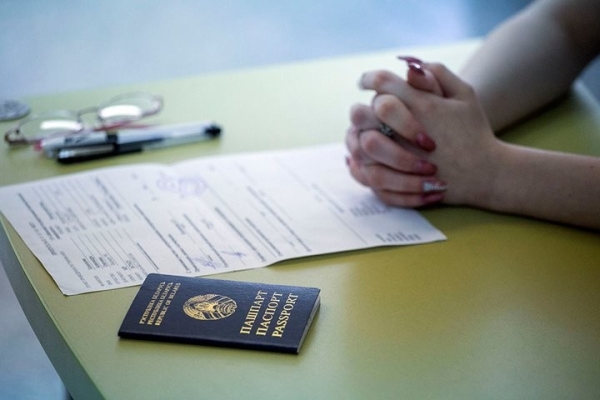 В сети есть ответы и фото вариантов сегодняшнего ЦТ. Завтра задания решат по аналогии?