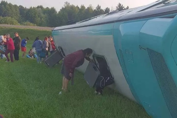 «Думал, как себя удержать». Поговорили с белорусом, пострадавшим в ДТП в Польше