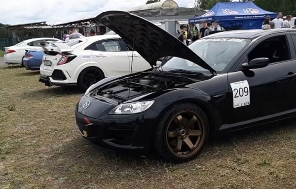 Чемпионат Беларуси по Time - attack 2022. Немного видео из Бреста
Чемпионат Беларуси по Time - attack 2022. Немного видео из Бреста