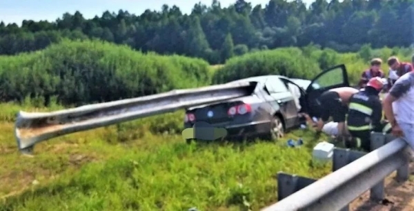 Подробности трагедии в Беларуси. Почему наши ограждения пробивают машины насквозь?